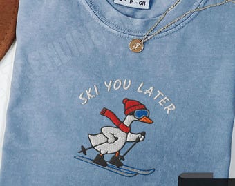 Besticktes Skishirt mit lustiger Gänsestickerei, witziges Geschenk für Skifans, Winter-T-Shirt in bequemen Farben