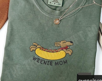 Embroidered Dachshund Shirt, Weenie Mama Dog Tshirt, Comfort Colors Doxie Mom Tee, Dachshund Mama T-Shirt, Hot Dog Gift for New Dog Mom