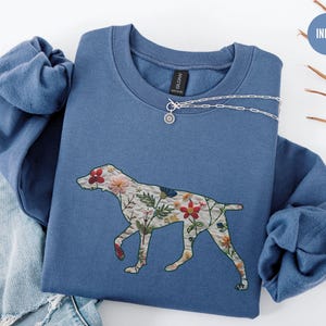 German Shorthaired Pointer Sweatshirt, Wildflowers Pointer Crewneck, German Pointer Mom Sweater, Floral Shorthaired Pointer Mama Gift