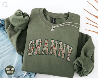 Floral Granny Sweatshirt, Custom Grandma Shirt, Granny Crewneck, Personalized Granny Christmas Sweater For Mimi, Gift For Grammy