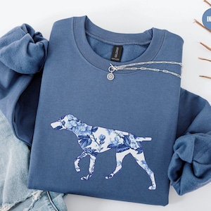 German Shorthaired Pointer Sweatshirt, Toile de jouy Pointer Crewneck, German Pointer Mom Sweater, Floral Shorthaired Pointer Mama Gift