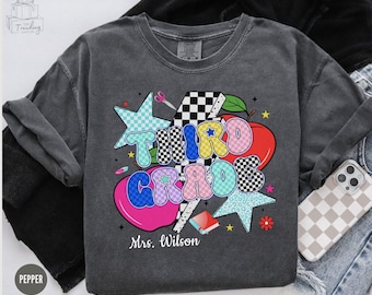 Benutzerdefiniertes Lehrer der dritten Klasse Komfort Colors® Shirt, Retro T-Shirt der dritten Klasse, Geschenk für die Wertschätzung des Lehrers für die dritte Klasse, Grundschul-T-Shirt