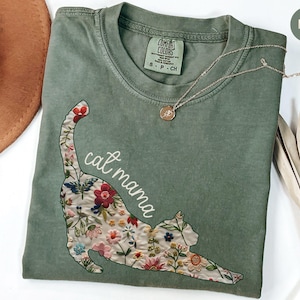T-shirt floral pour maman chat, chemise maman chat couleurs confort, t-shirt amoureux des animaux, cadeau pour nouveau propriétaire d'animal de compagnie, t-shirt fleurs sauvages et fleurs sauvages pour la fête des mères