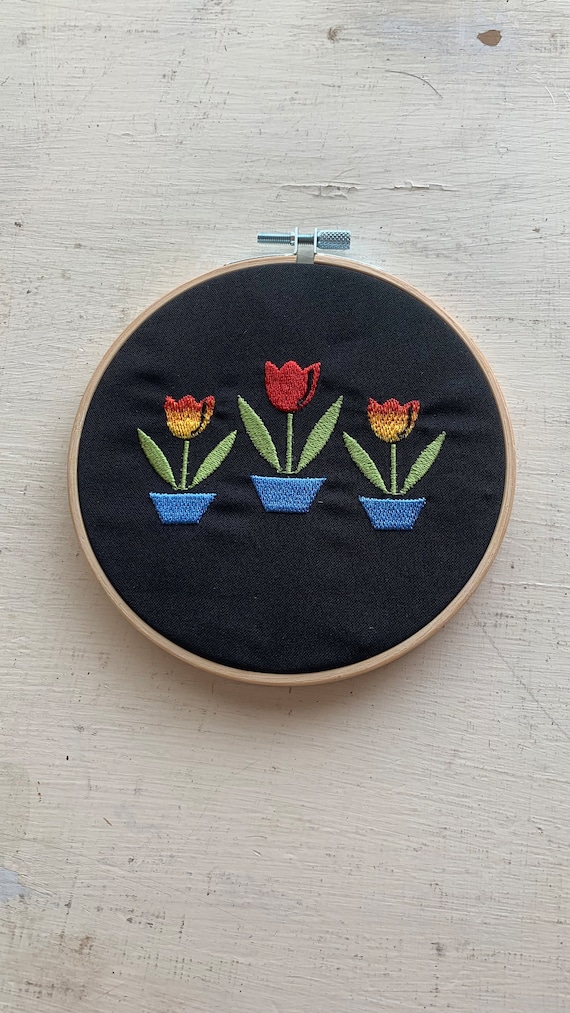Embroidered Vintage Pyrex Fire-King Tulips Wall Hanging 5" Hoop