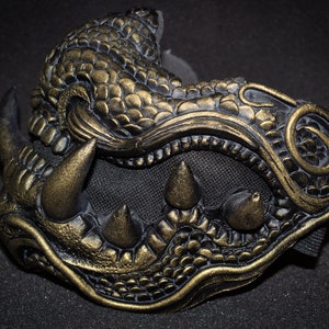 Golden Dragon Yakuza Samurai Mask