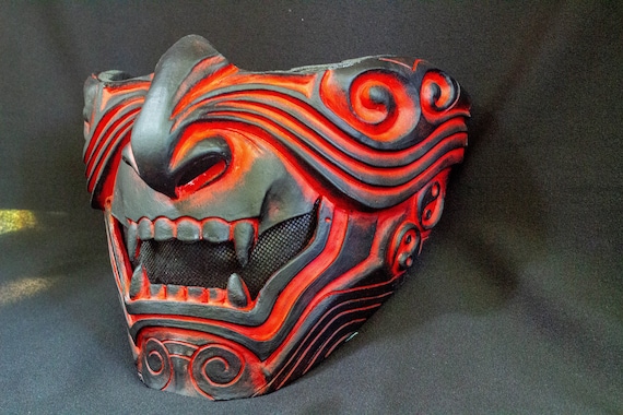 赤黒鬼半面侍マスク鬼面鎧日本製 - Etsy 日本