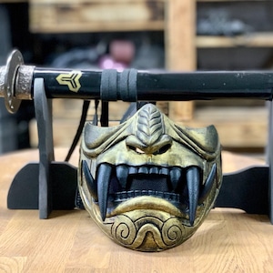 Half Face Gold demon Assassin Ronin Samurai Mask, Cool Baddass Demon Oni Mempo Japanese