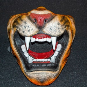 Tiger Maske Samurai Grinsen König Tekken Bild 2