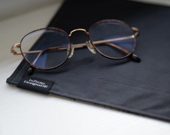 Microfiber for glasses & glasses