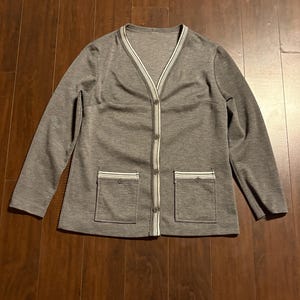Vintage 1970s Grey Wool Knit Cardigan Striped Pockets Sweater