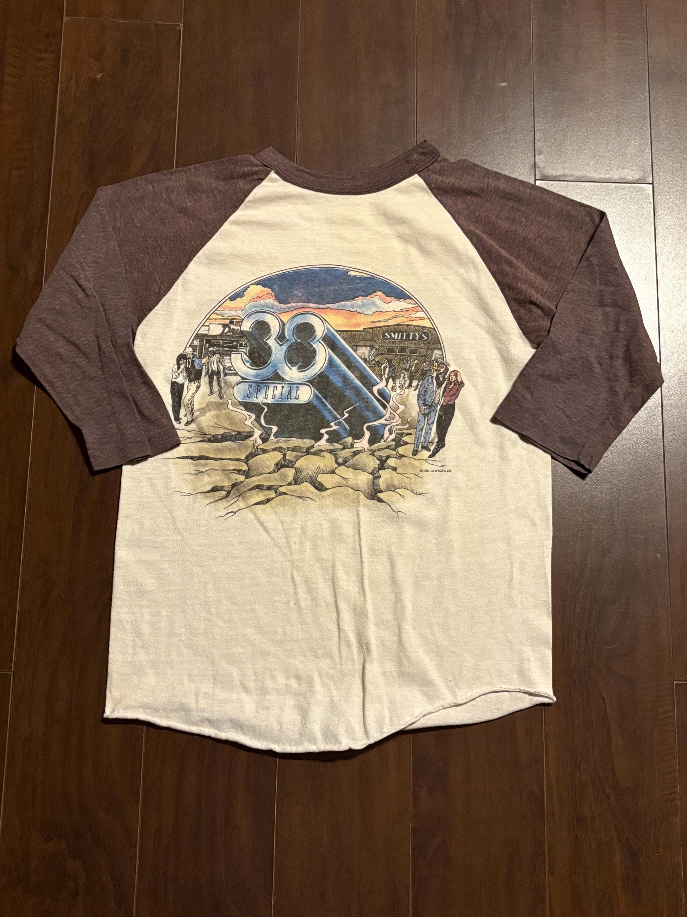 海外最新 80. 90s 38SPECIALバンドラグランツアーTシャツ トップス