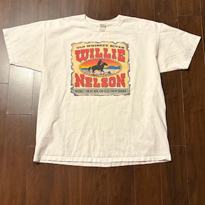 Vintage Y2K Willie Nelson Whisky River Country Band Tour Graphic T Shirt USA