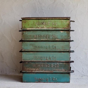 Vintage Metallkisten 1960er – Industrielook Stapelboxen Grün/Türkis – Heming & Co + Werner KG – Industrial Storage