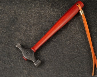 Kleiner Stahlhammer im französischen Stil für Heimwerken, Handhammer, Desktop-Handwerk, afrikanischer Padauk-Griff, Hammerkopf aus legiertem Stahl