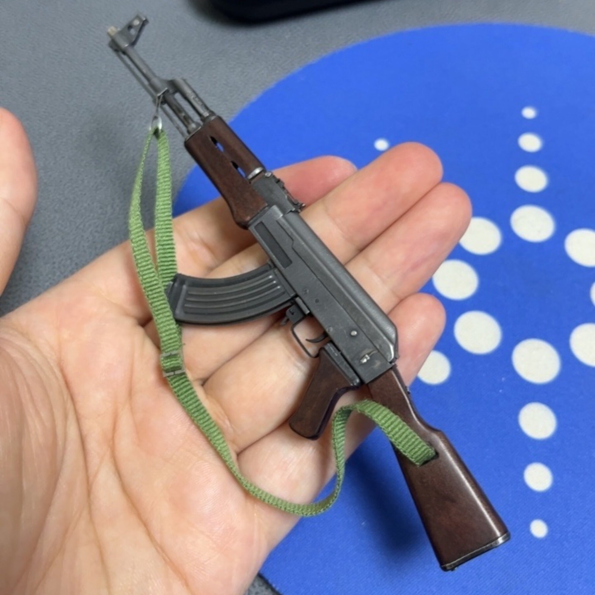 Replica Fucile AK-47 con calcio Allungabile