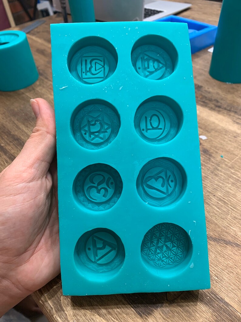3,7cm*1,5cm Silicon Mold Chakra Candles- tablets Flower of Life Symbol Set 8 chakra symbols