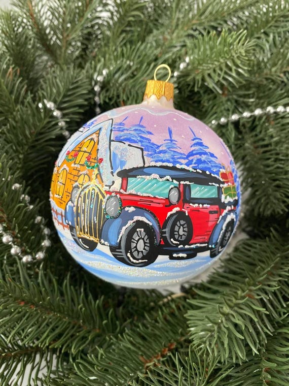 レトロな車のクリスマスオーナメント、手描きのガラスのクリスマス