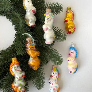 Enfeite de Natal de vidro em forma de cavalo de circo, enfeite colecionável, enfeite de vidro soprado, decoração para árvore de Natal.