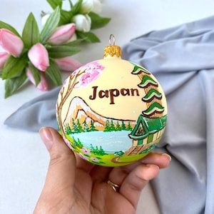 Japan Reise Weihnachten Glas Ornament, Sakura Weihnachten Sammler Kugel, handbemalte Weihnachtsbaum Glaskugel, Japan Reisegeschenk