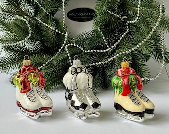 Mr Christmas Holiday Skaters Animated Musical Victorian 1995 Ice