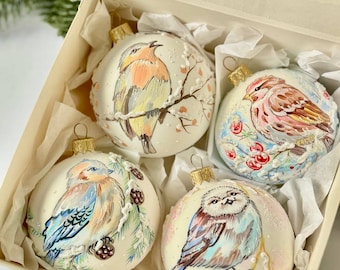 Birds Christmas baubles glass ornament, Set of 4 hand painted Xmas tree hanging decoration, hand blown