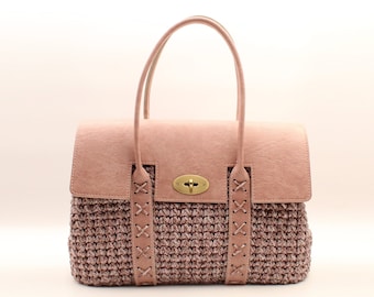Borsa tote rosa all'uncinetto con cinturini in pelle, borsa alla moda fatta a mano
