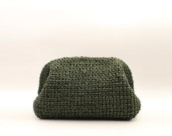 Borsa a mano all'uncinetto verde, ispirata allo stilista, moda fatta a mano