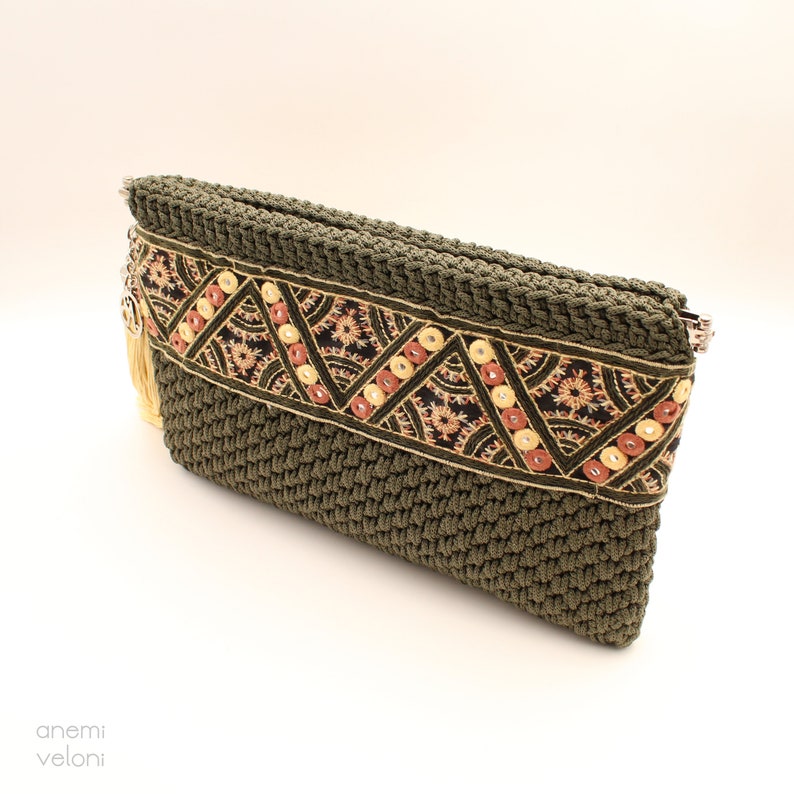 Broderad virkad kuvertväska, etnisk boho-handväska, handgjord bild 8