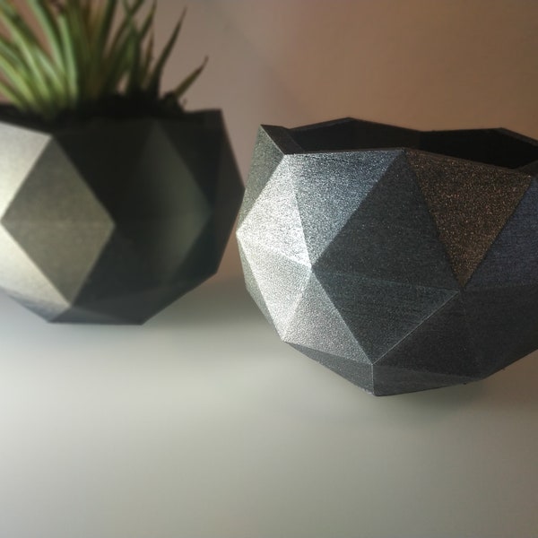 Low Poly Blumentopf Pflanzentopf plant pot in Premium Qualität Geschenk für Weihnachten Durchmesser 10cm/ Höhe 7cm dicke Wandung  handmade