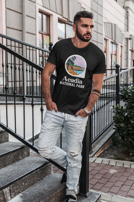 Retro Acadia National Park T-Shirt Distressed Hiking Tee Retro Acadia National Park T-Shirt Distressed Hiking Tee