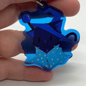 Simpatico portachiavi gatto mago - blu bifacciale colorato acrilico - stella attaccamento Halloween cosplay magico mago mago Incantatore dnd spirito