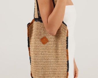 Margot Crochet Raffia tote | Black & Tan