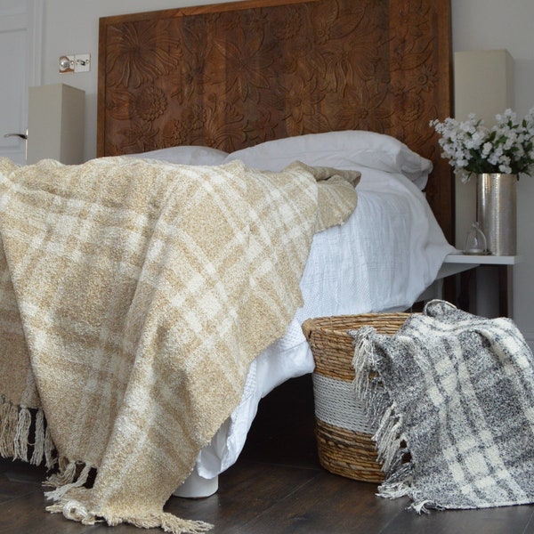 Soft Darwin Check Throw - Natural/Grey - Luxury Tartan Blanket - Cosy Cottagecore Throws With Tassels/Fringe