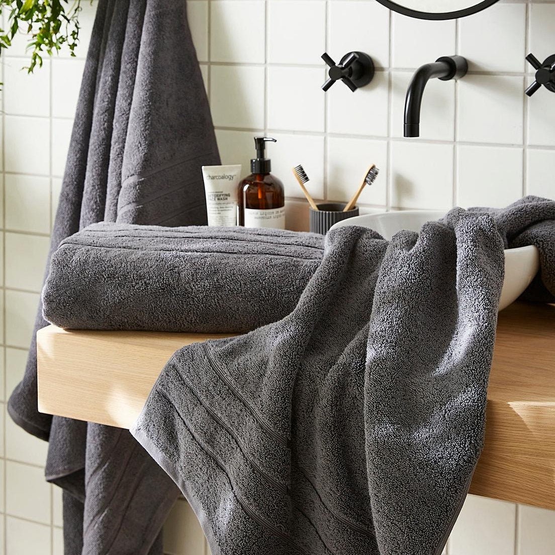 Allure Hotel Heavyweight Bath Towels 800gsm Thick and Absorbent Bathroom  Towels Made From 100% Natural Cotton 