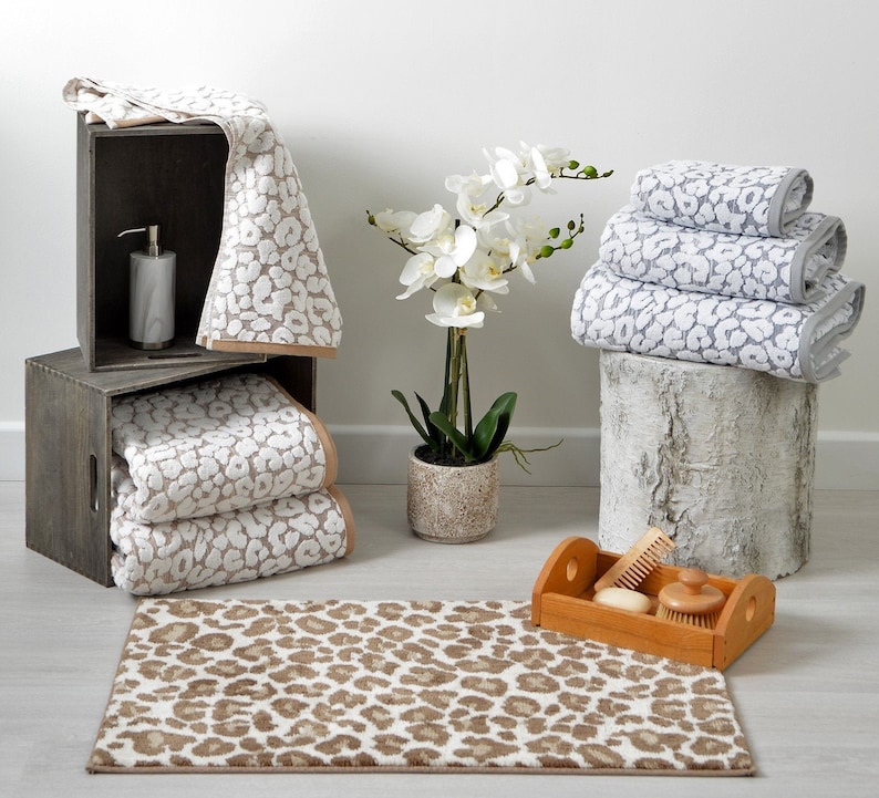 Allure Luxury Jacquard Leopard Print Bath Towels 100% Cotton Stylish Textured Towels Patterned Bathroom Accessories Leopard Decor image 2