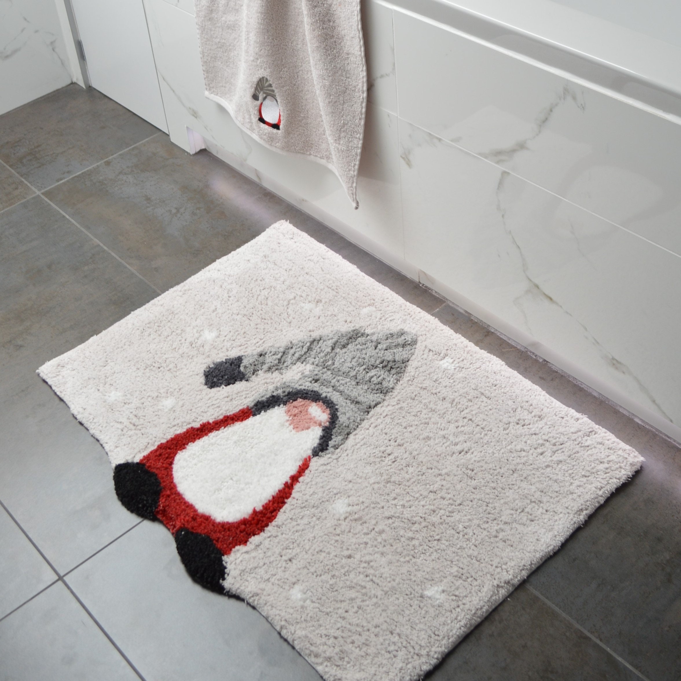 Christmas House Doormat, Soft Christmas Bath Mat, Absorbent