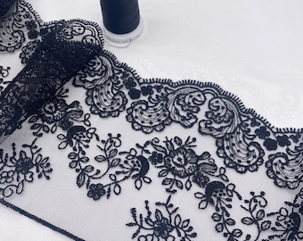 Black Turkish Blumarine Lace 13 cm width.