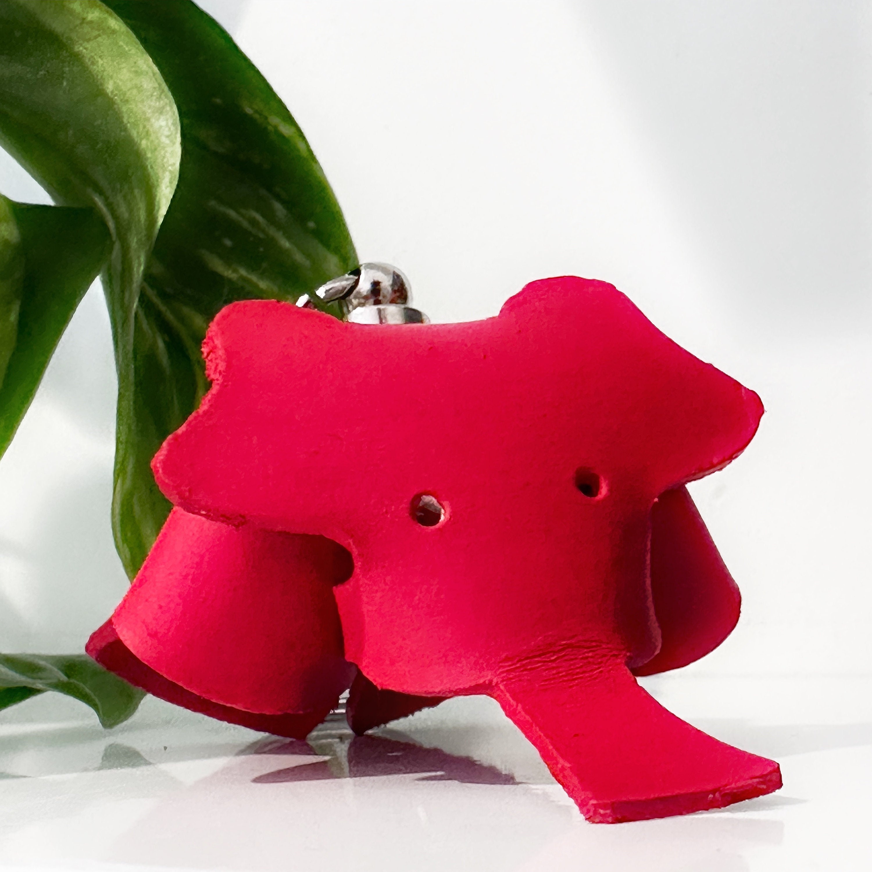 Olivier Animal Keychain, Glass Bead Red Elephant