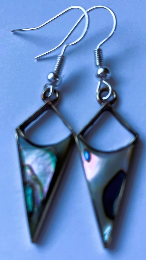 Small triangle drop earring handcrafted from alpa… - image 1