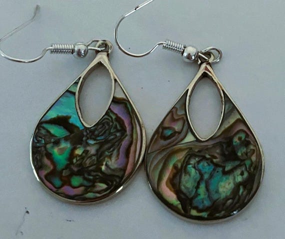 Oval dangle earrings handcrafted from abalone she… - image 1