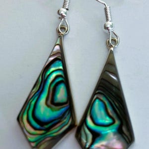 Triangle shaped abalone shell drop earring set in alpaca silver