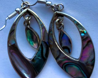 Handcrafted abalone oval loop with abalone dangle earrings.