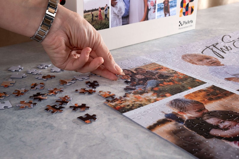 Personalized Photo Collage Puzzle, Custom Jigsaw Puzzle  1000 Pieces with Box in Hand