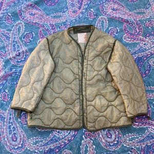 Vintage 70s Military Liner Jacket Mens Xlarge Army Green Quilted Lightweight