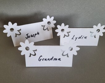 Daisy Place Card SVG Template, Digital File for Cricut