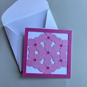 Eenvoudige vierkante kaart en envelop met hortensia, SVG, digitale snijbestanden