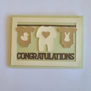 Nouvelle carte de baby shower, carte SVG en couches et fichiers découpés pour enveloppe