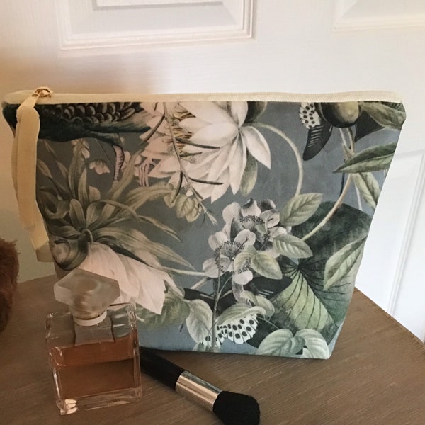 Luxury Velvet make up bag/Velvet zip up pouch/Cosmetic bag/Toiletries bag/Gift