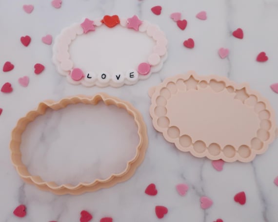 Friendship Bracelet Fondant Pop Embosser & Cutter: Besties Icing Stamp