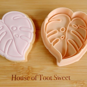 Monstera Leaf - Cookie Cutter/ Stamp - Tropical/ Jungle/ Wild/ Summer